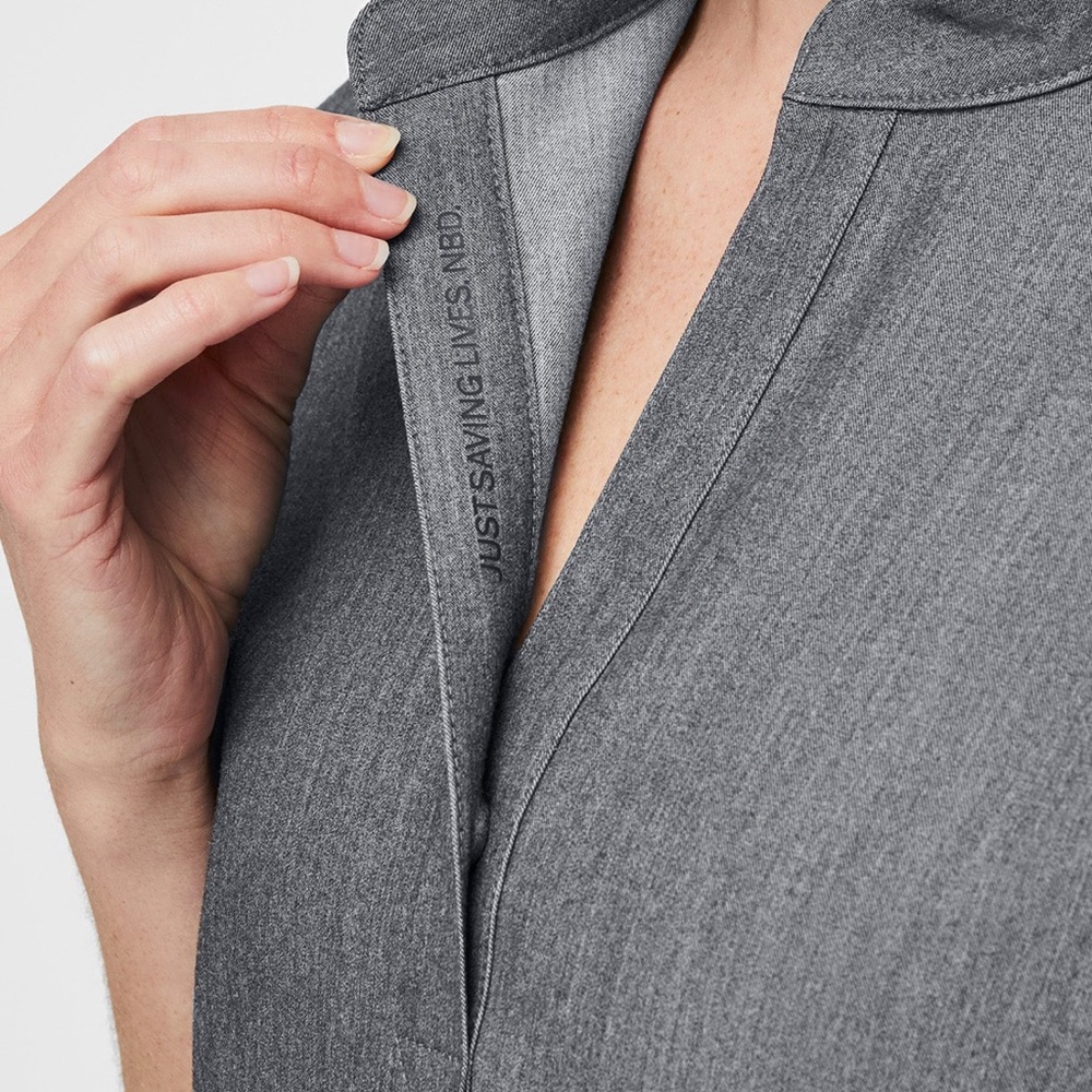 Figs Rafaela Graphite Scrub Top - Picture 2 of 7